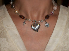 Load image into Gallery viewer, 𝐹𝓁𝑜𝒶𝓉𝒾𝓃𝑔 𝓁𝑒𝒶𝒻 🍁
